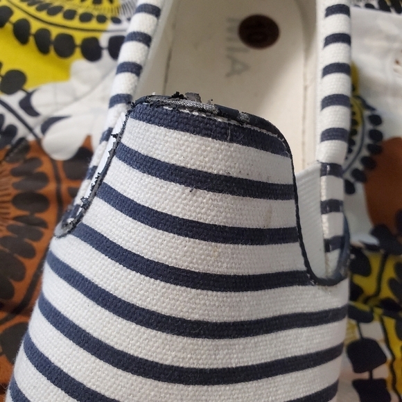 MIA Black & White Striped Loafers Size 10, casual, beachwear, preppy - Picture 11 of 12